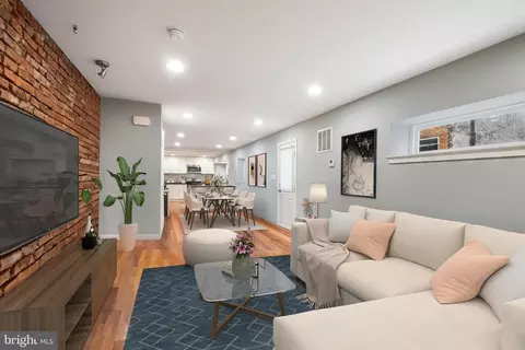 1633 S Beulah St, Philadelphia, PA 19148
