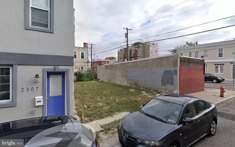 2303 Greenwich St, Philadelphia, PA 19146