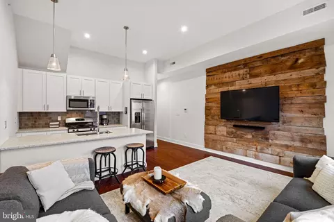 1419 N 7th St #3, Philadelphia, PA 19122