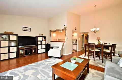2015 Welsh Rd #E70, Philadelphia, PA 19115