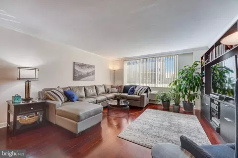 1901 John F Kennedy Blvd #2613, Philadelphia, PA 19103