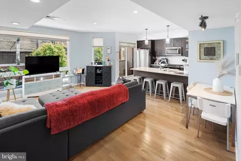 2012 18 Frankford Ave #4A, Philadelphia, PA 19125