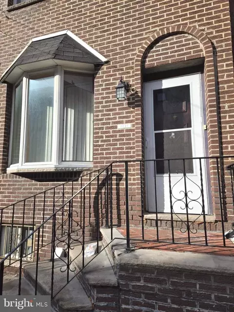 1721 Moore, Philadelphia, PA 19145
