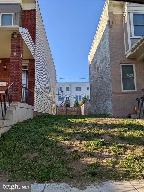 1720 N Creighton St, Philadelphia, PA 19131