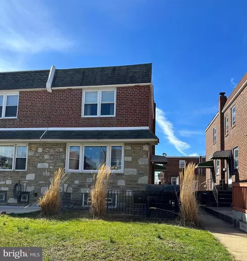 1712 Kendrick St, Philadelphia, PA 19152