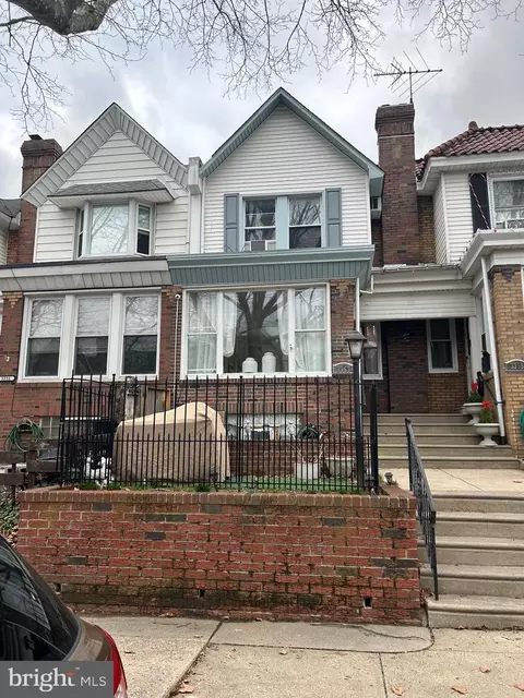 3353 Wellington St, Philadelphia, PA 19149