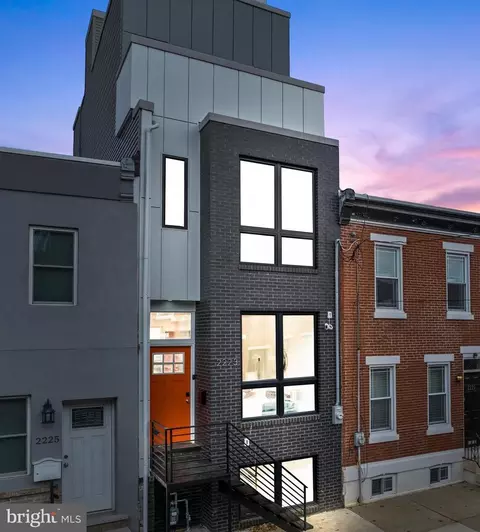 2223 Oakford St, Philadelphia, PA 19146
