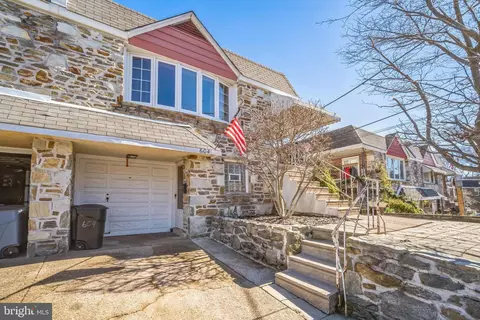 604 Hagner St, Philadelphia, PA 19128