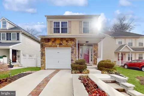 1004 Hazelwood Dr, Philadelphia, PA 19150