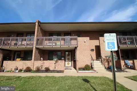 18205 Delaire Landing Rd #205, Philadelphia, PA 19114