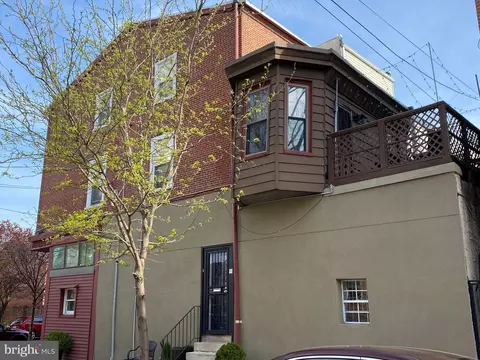 949 S 3rd St, Philadelphia, PA 19147