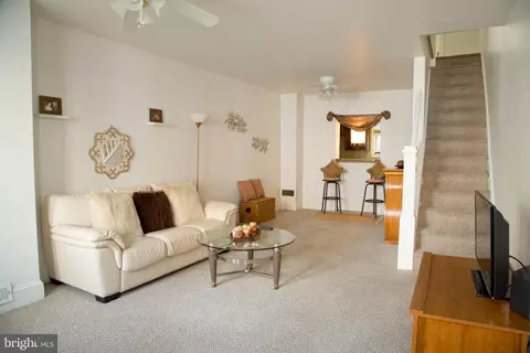 2341 S Hutchinson St, Philadelphia, PA 19148
