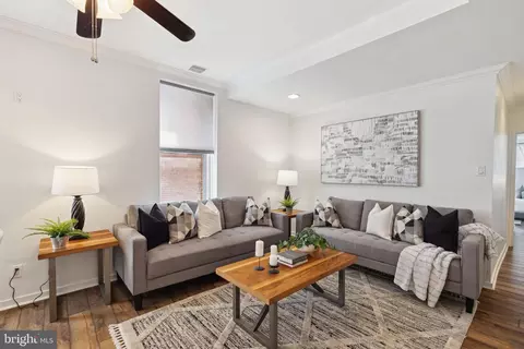 1728 Wallace St #201, Philadelphia, PA 19130