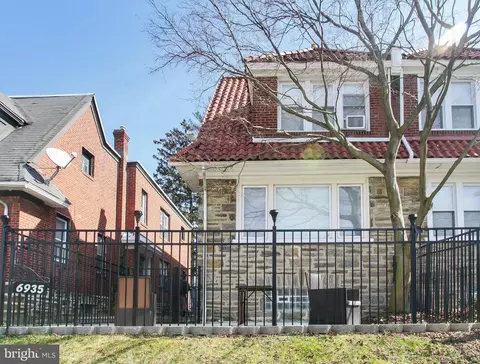 6935 N 19th St, Philadelphia, PA 19126