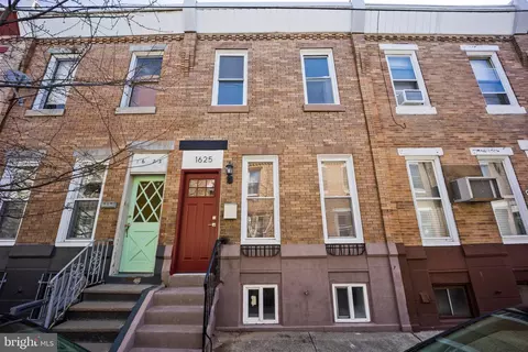 1625 S Lawrence St, Philadelphia, PA 19148