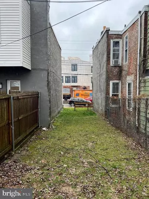 4742 Paschall Ave, Philadelphia, PA 19143