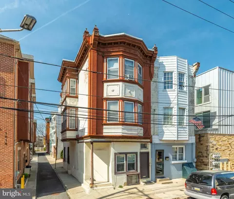 1018 N 3rd St, Philadelphia, PA 19123