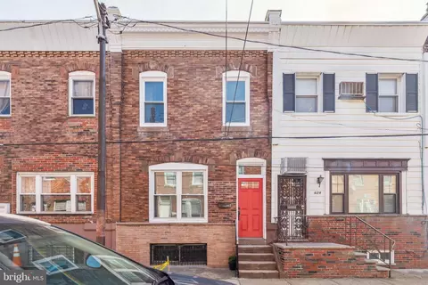 626 Cross St, Philadelphia, PA 19147