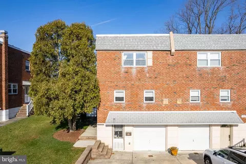 11234 Lockart Rd, Philadelphia, PA 19116
