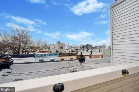 2214 Greenwich St, Philadelphia, PA 19146