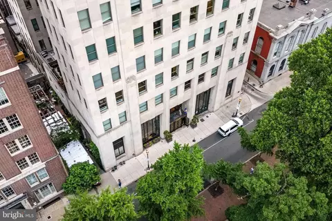 210 W Washington Sq #12SE, Philadelphia, PA 19106