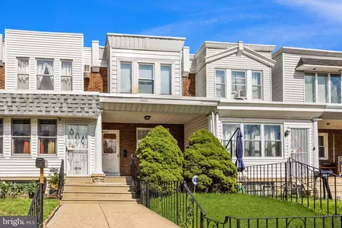 4415 Devereaux St, Philadelphia, PA 19135