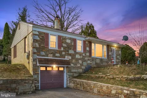 200 County Line Rd, Philadelphia, PA 19116