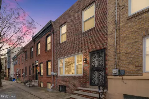 2218 Carpenter St, Philadelphia, PA 19146
