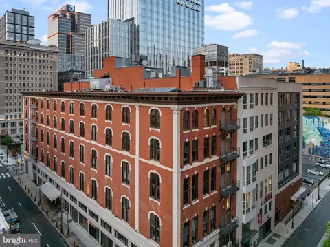 105-32 S 12th St #PENTHOUSE 504, Philadelphia, PA 19107