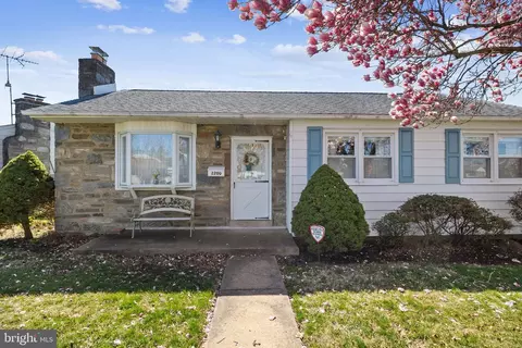 2200 Lott Ave, Philadelphia, PA 19115