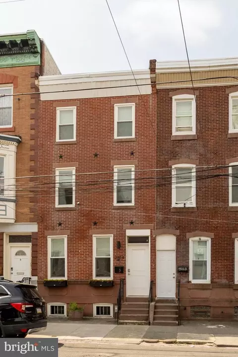 2214 E Cumberland St, Philadelphia, PA 19125