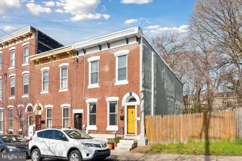19 W Manheim St, Philadelphia, PA 19144