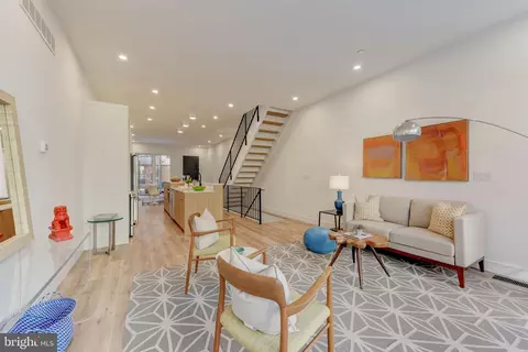 1339 E Hewson St, Philadelphia, PA 19125
