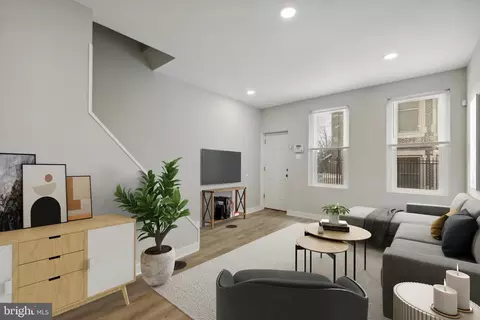 3110 Stouton St, Philadelphia, PA 19134
