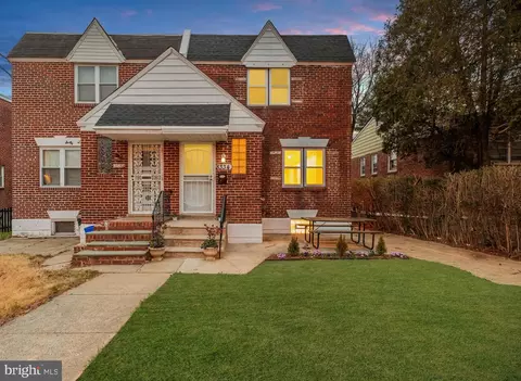 8334 Lynnewood Rd, Philadelphia, PA 19150