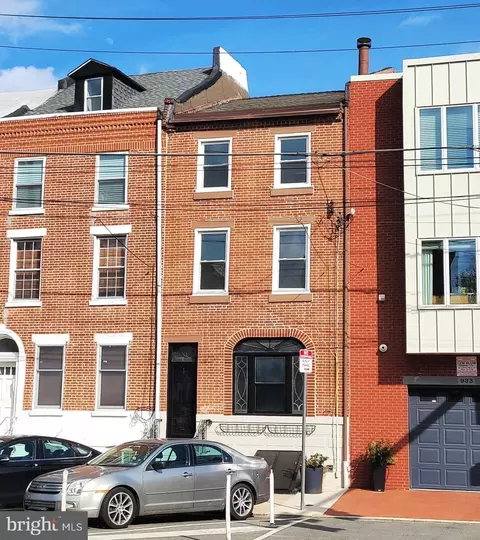931 S 11th St, Philadelphia, PA 19147