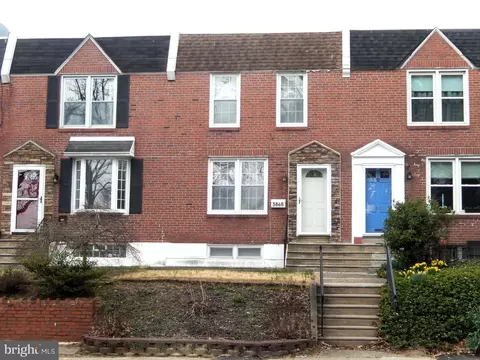 5868 Magdalena St, Philadelphia, PA 19128