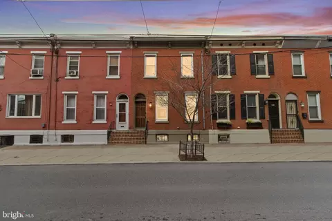 1530 S 17th St, Philadelphia, PA 19146