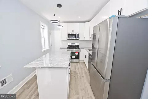 514 Mckean St, Philadelphia, PA 19148