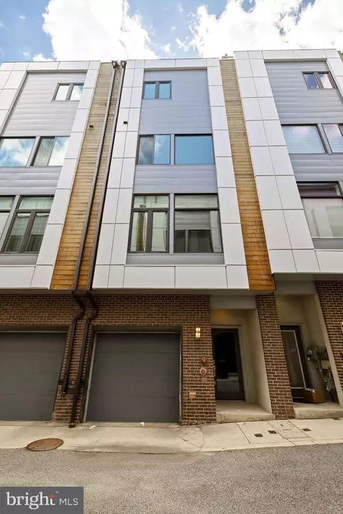702 N 12 N Front St #11, Philadelphia, PA 19123