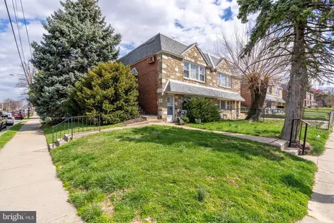 1701 Loney St, Philadelphia, PA 19111
