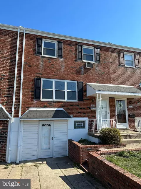 3437 Chalfont Dr, Philadelphia, PA 19154
