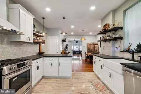 6045 Wharton St, Philadelphia, PA 19143