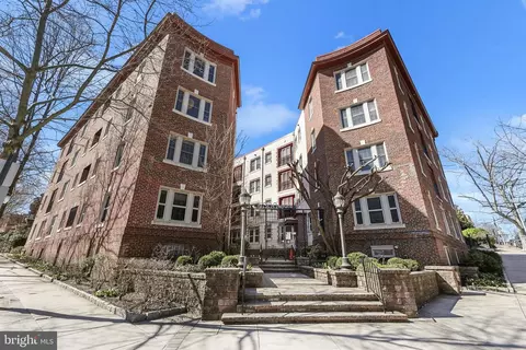 4300 Spruce St #B103, Philadelphia, PA 19104