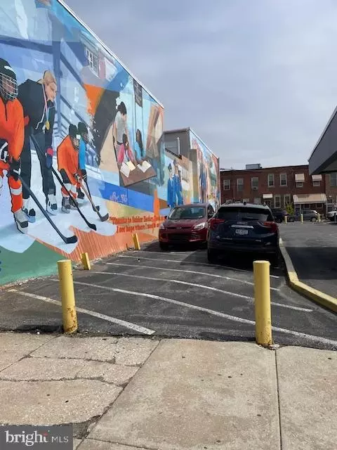 2039 S 10th St, Philadelphia, PA 19148