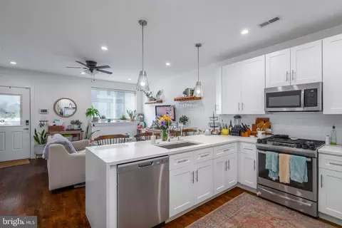 1220 N Orkney St #1, Philadelphia, PA 19122