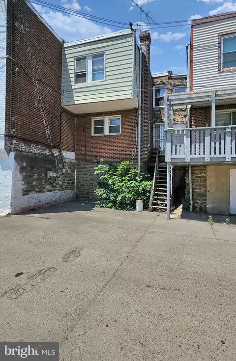 6044 Lindbergh Blvd, Philadelphia, PA 19142