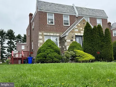 1013 Kerper St, Philadelphia, PA 19111