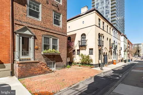124 S Van Pelt St, Philadelphia, PA 19103