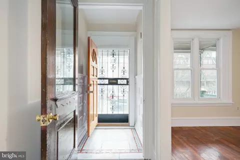 4613 Kingsessing Ave, Philadelphia, PA 19143